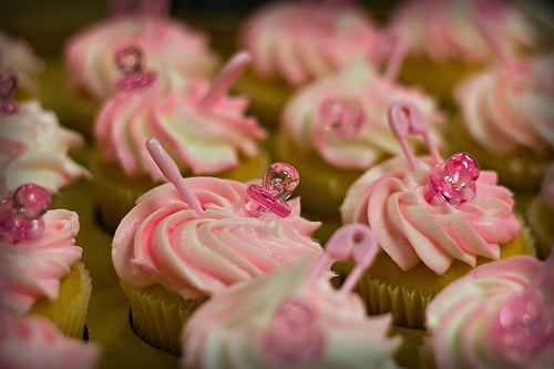 baby shower cupcakes pink