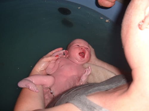 birth in birthing pool