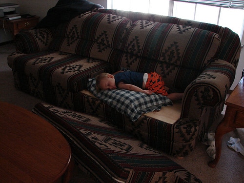 toddler asleep no cushion