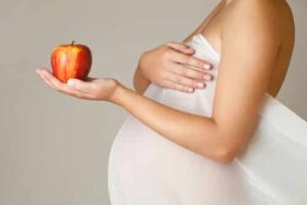 things pregnant women should never eat 