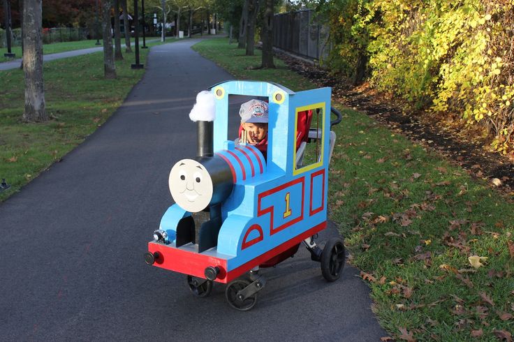 thomas-the-train-stroller-costume