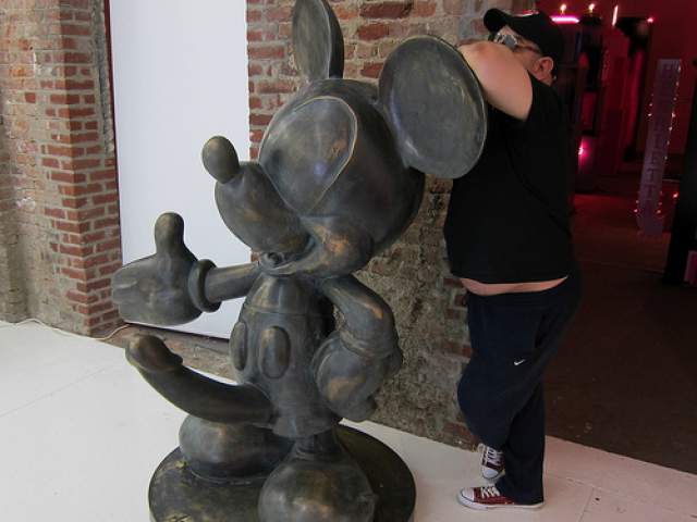 mickey-mouse-penis