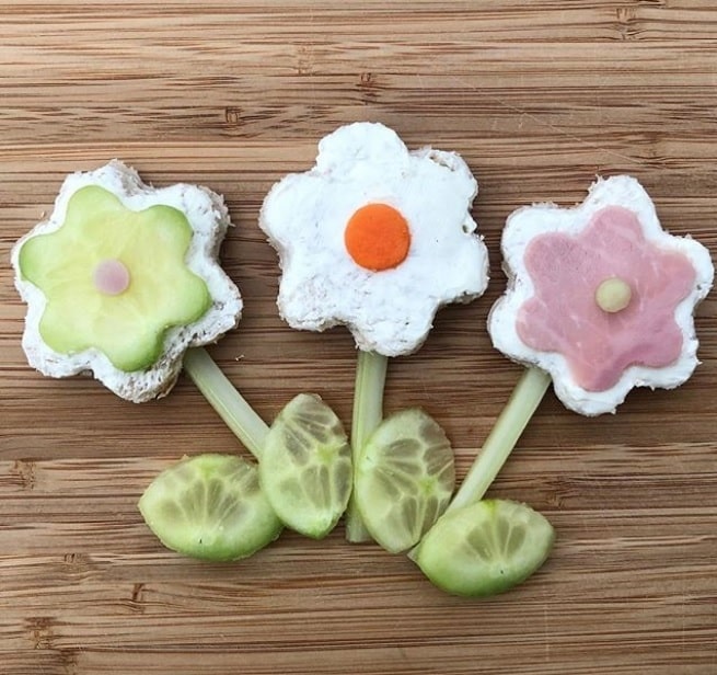 Pinterest Worthy Kids School Snacks Ideas Cream Cheese Flowers